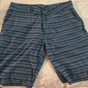 Men’s Oakley Shorts Size 32